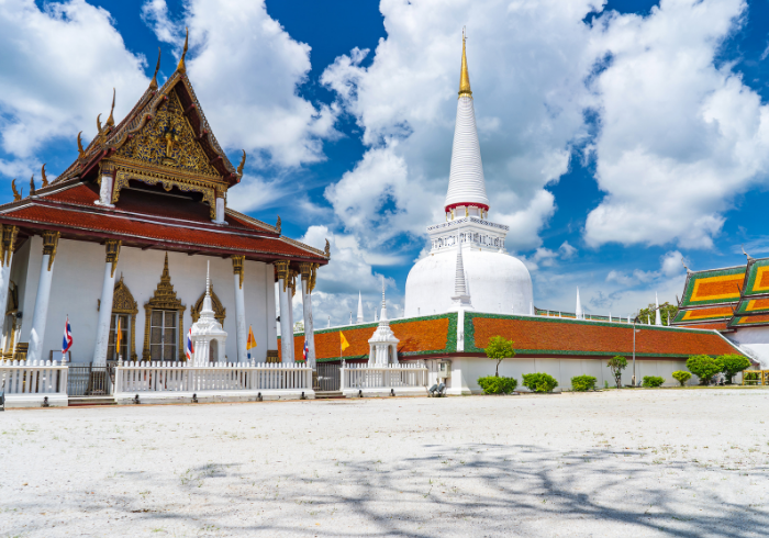 ชวนมาลัดเลาะรอบเกาะพีพี