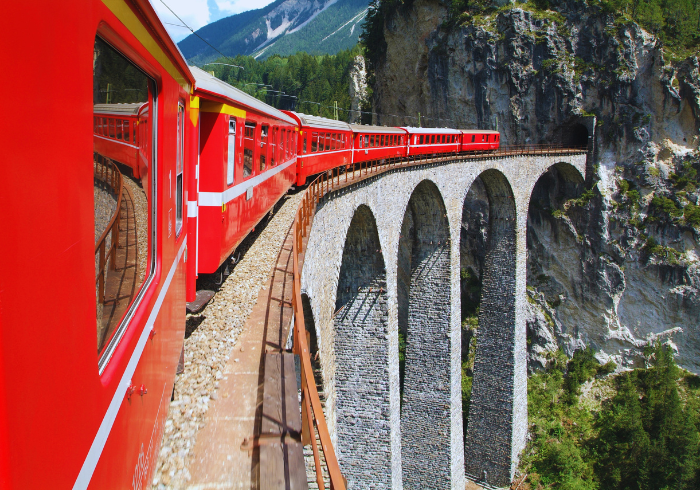 ทัวร์ยุโรป AEU86-01 UNSEEN SWISS WITH BERNINA (101066)